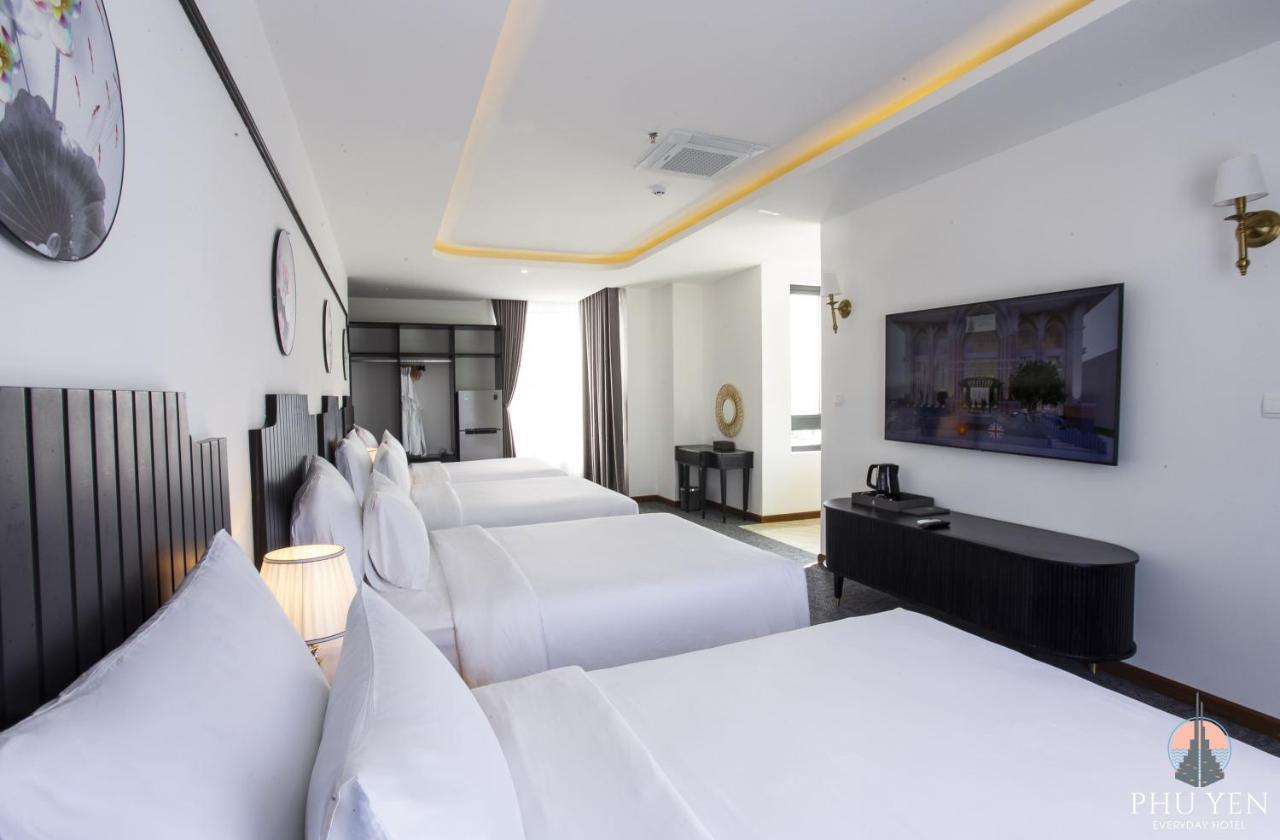 Phu Yen Everyday Hotel ตวีฮหว่า ภายนอก รูปภาพ