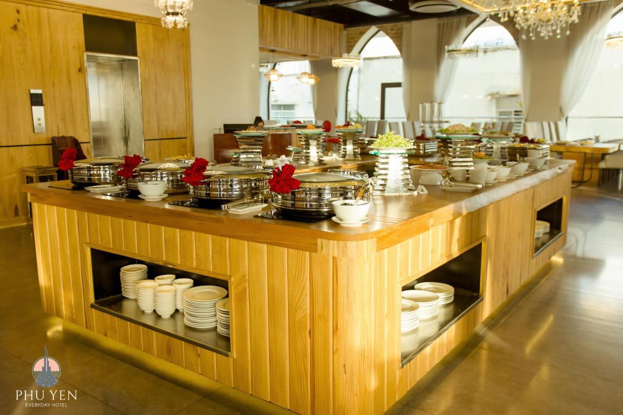 Phu Yen Everyday Hotel ตวีฮหว่า ภายนอก รูปภาพ