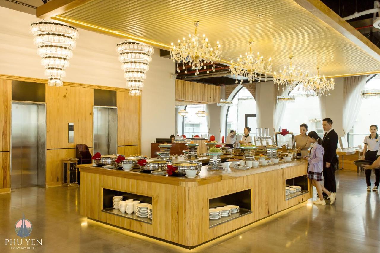 Phu Yen Everyday Hotel ตวีฮหว่า ภายนอก รูปภาพ